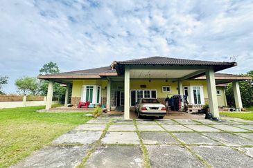 Kelab Golf Bukit Beruntung