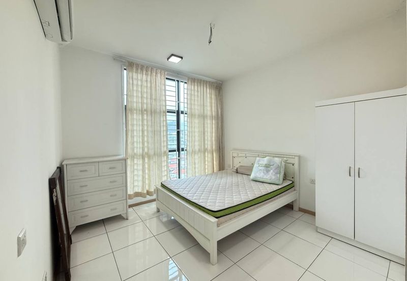 Vista Alam Serviced Apartment