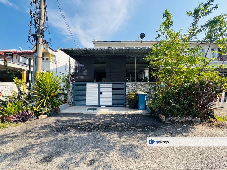 FOR SALE   RUMAH CANTIK END LOT Double Storey  Taman Langat Utama Bukit Changgang Banting Selangor , Selangor, Banting