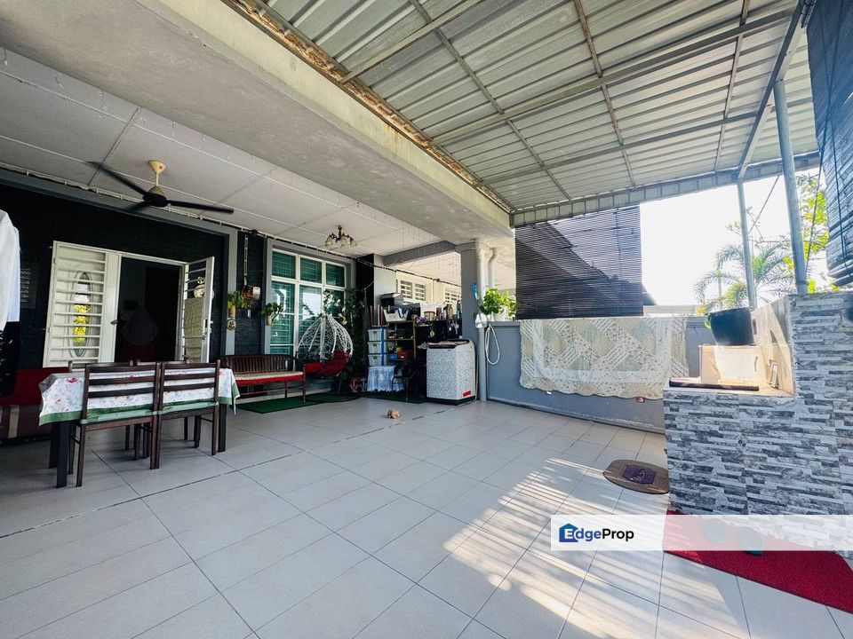 FOR SALE   RUMAH CANTIK END LOT Double Storey  Taman Langat Utama Bukit Changgang Banting Selangor , Selangor, Banting