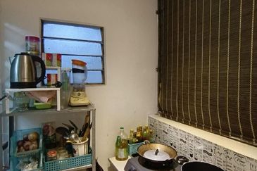 Angsana Apartment @ Taman Raintree