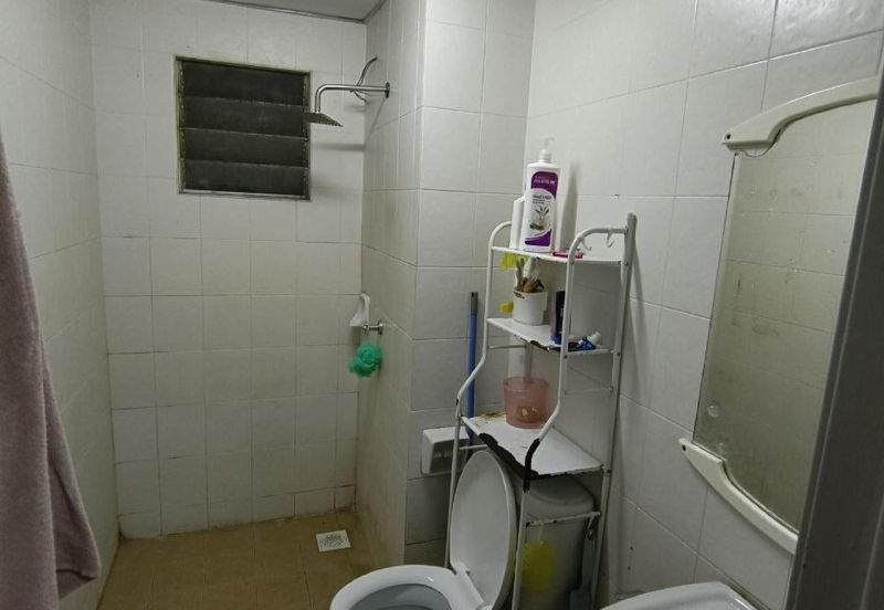 Angsana Apartment @ Taman Raintree