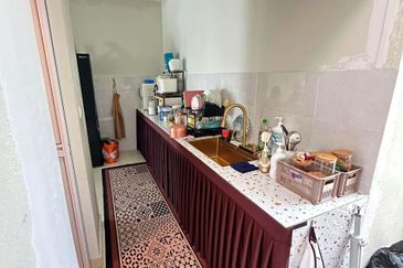 Elegan Residensi, Taman Putra Perdana