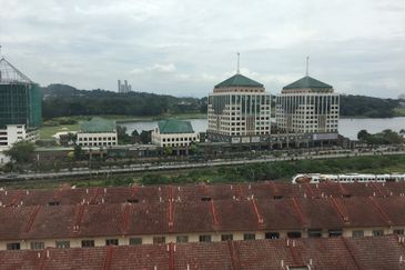 Serdang Skyvillas