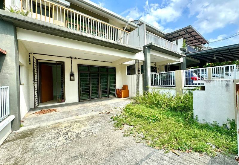 Taman Mawar, Bandar Baru Salak Tinggi