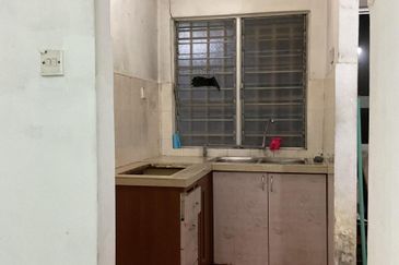 Rumah Pangsa Impian, Bandar Saujana Putra