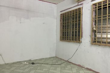 Rumah Pangsa Impian, Bandar Saujana Putra