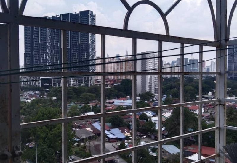 Flat Jalan Cempedak, Sentul