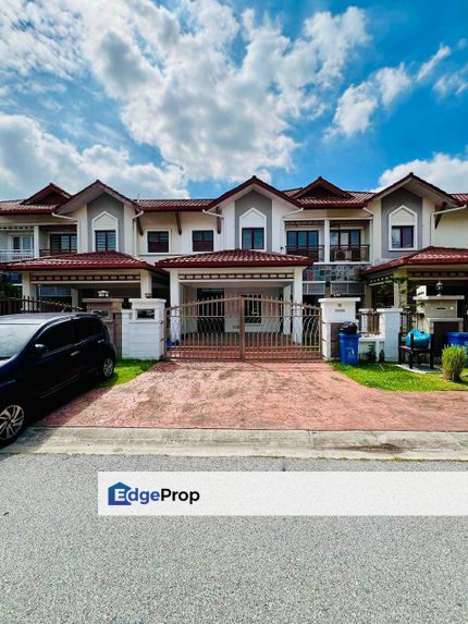 FOR SALE : Superlink Phase 3 Double Storeys D'Kayangan Seksyen 13, Shah Alam, Selangor, Shah Alam