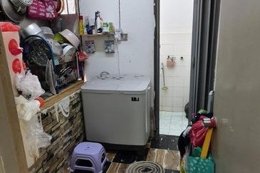 Anggerik Apartment, Seri Kembangan