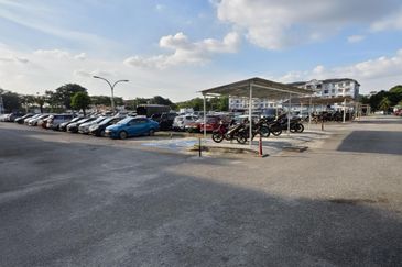 Anggerik Apartment, Seri Kembangan