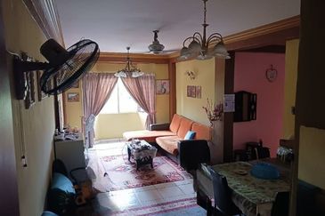 Apartment Flora, Taman Impian Ehsan