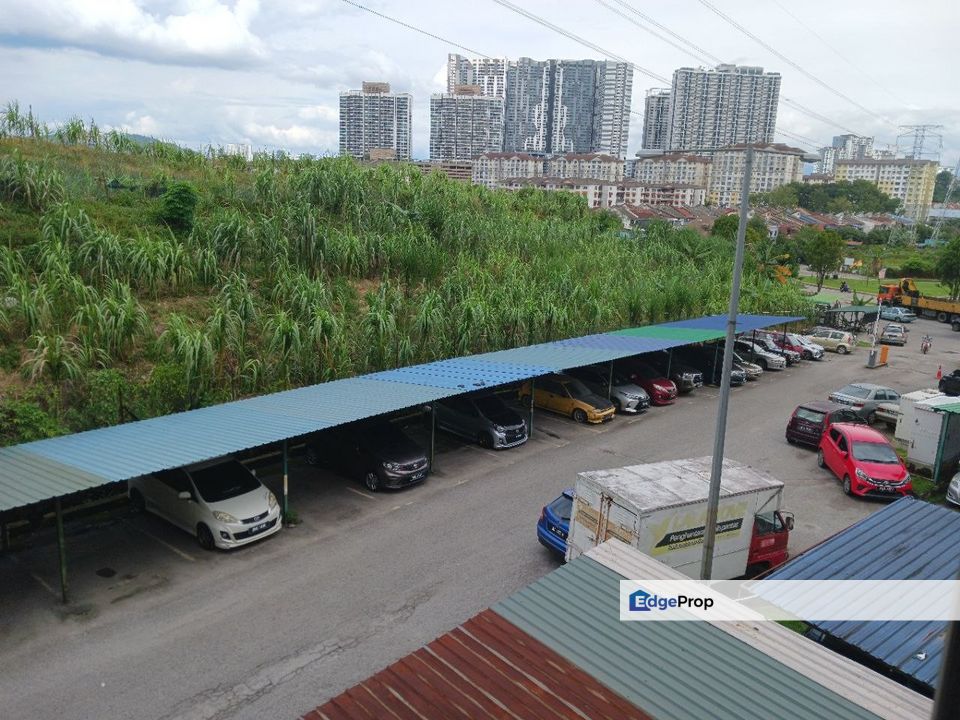 FOR SALE : APARTMENT FLORA, TAMAN IMPIAN EHSAN, BALAKONG FOR SALE Price: rm210,000.00 (Nett) (Require 10% downpayment), Selangor, Balakong