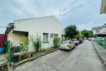 Seksyen 30, Shah Alam