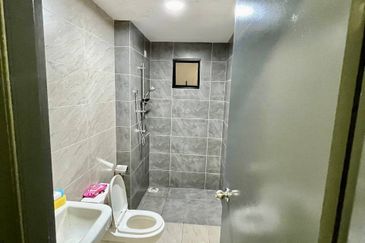 The Hipster @ Taman Desa