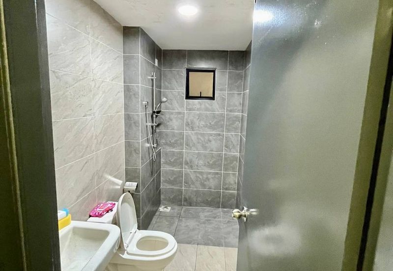 The Hipster @ Taman Desa