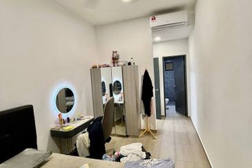 The Hipster @ Taman Desa