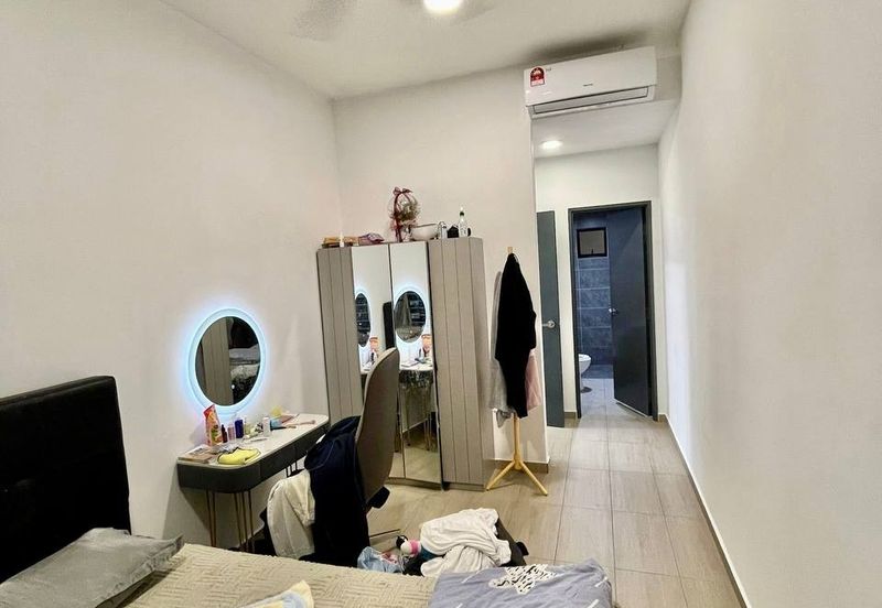 The Hipster @ Taman Desa