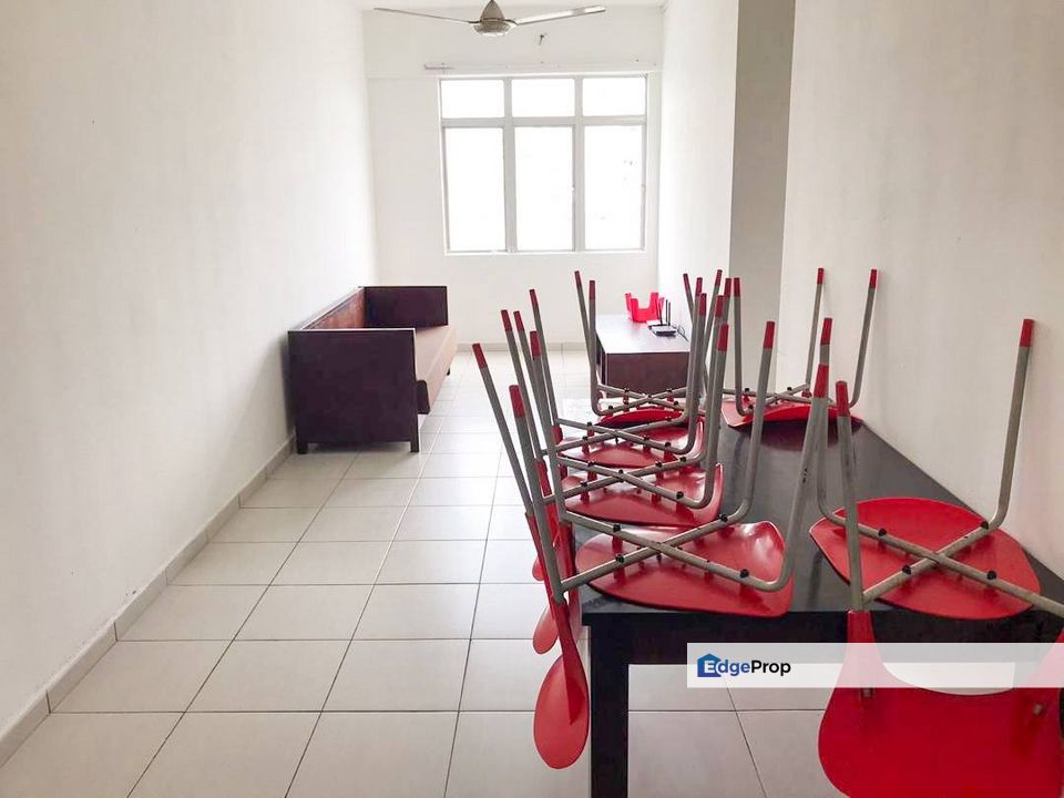 FOR SALE  BELOW MARKET VALUE | BLOK A Paling dekat dengan MRT | THE ACADEMIA @ SOUTH CITY PLAZA APARTMENT, SERDANG | Asking price 250k | MV : 360K, Selangor, Seri Kembangan