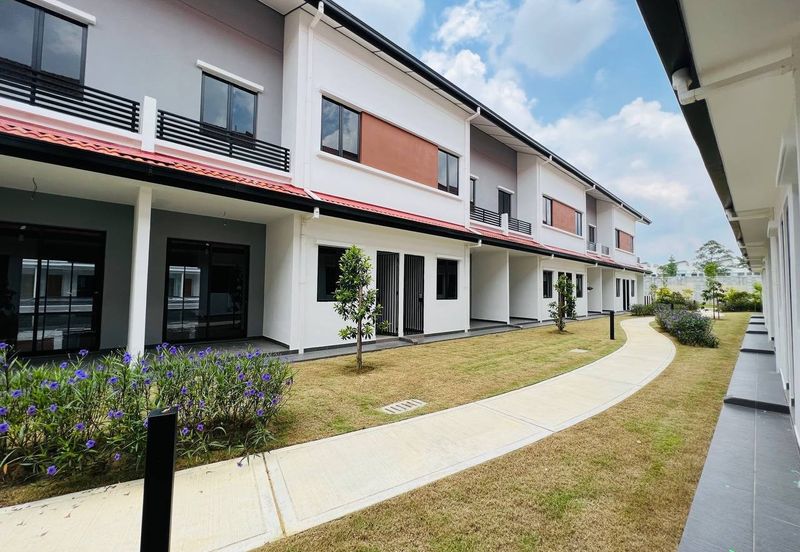 Reef Of Tropics, Setia Eco Glades