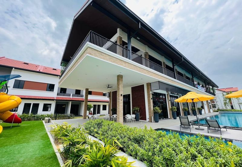 Reef Of Tropics, Setia Eco Glades