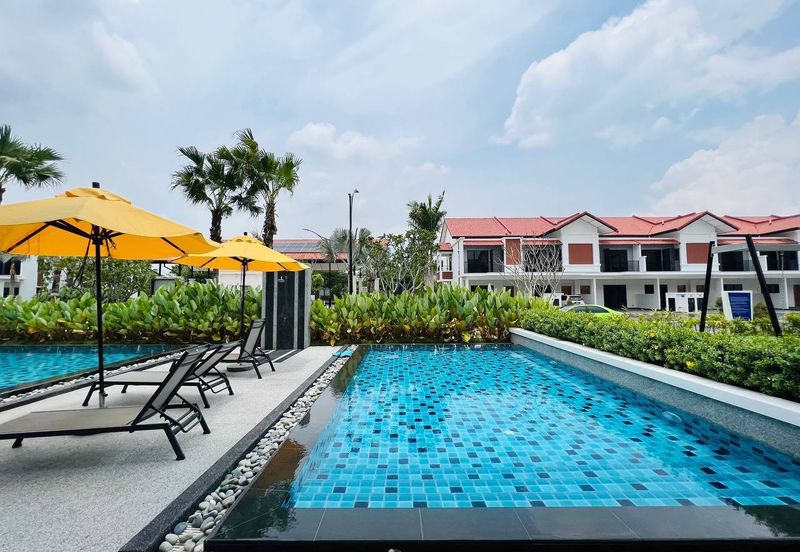 Reef Of Tropics, Setia Eco Glades