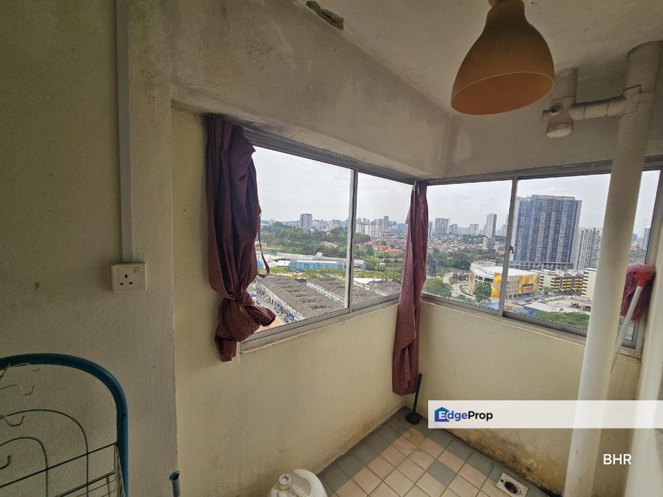 WTS / FOR SALE :  Corner Lot Winner Heights Condominium Taman Desa Petaling Kuala Lumpur, Kuala Lumpur, Desa Petaling