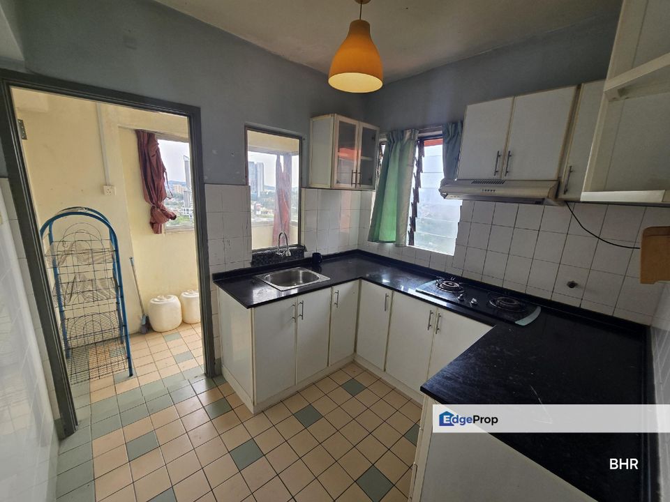 WTS / FOR SALE :  Corner Lot Winner Heights Condominium Taman Desa Petaling Kuala Lumpur, Kuala Lumpur, Desa Petaling