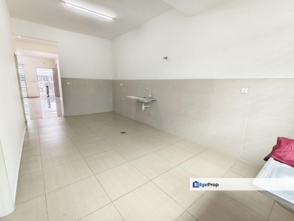 WTL / FOR RENTAL :  Double Storey Taman Hijayu 1B,  Bandar Sri Sendayan, Negeri Sembilan, Siliau