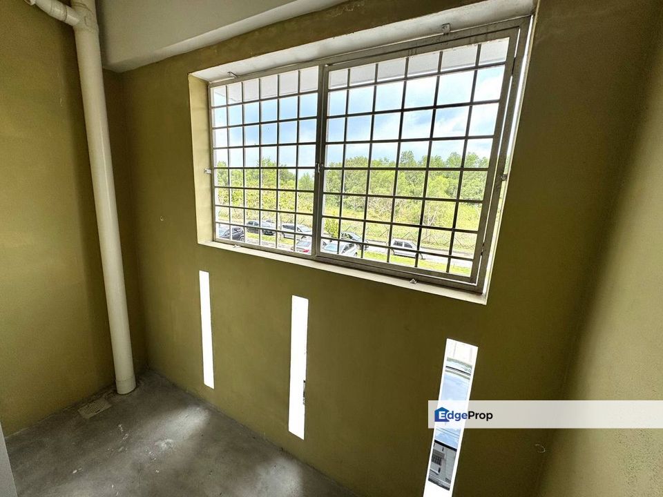 FOR SALE : Pangsapuri Putra, Taman Putra Prima, Puchong || ASKING PRICE : RM189,000, Selangor, Puchong South