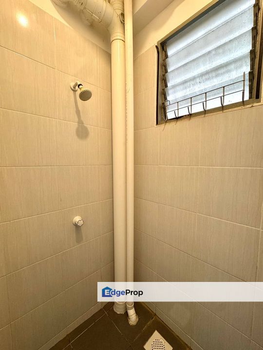 FOR SALE : Pangsapuri Putra, Taman Putra Prima, Puchong || ASKING PRICE : RM189,000, Selangor, Puchong South