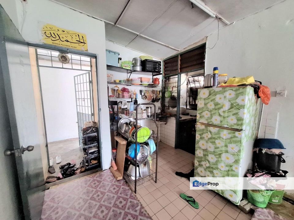 WTS / FOR SALE :  [5 MIN WALKING TO HOSPITAL AMPANG]Shop Apartment Pandan Mewah Ampang || Asking Price : RM 135,000, Selangor, Ampang