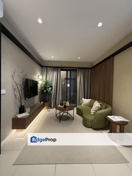 FREEHOLD 3r2B 400k ! Free Furniture & 0%Downpayment, Selangor, Petaling Jaya