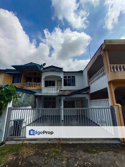 RENOVATED Unit di Taman Kluang Barat- FREEHOLD !, Johor, Kluang