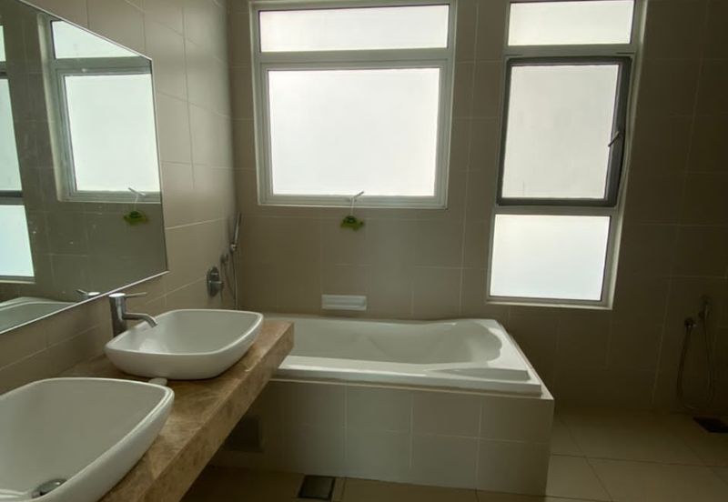 Amaya Saujana, Saujana Subang