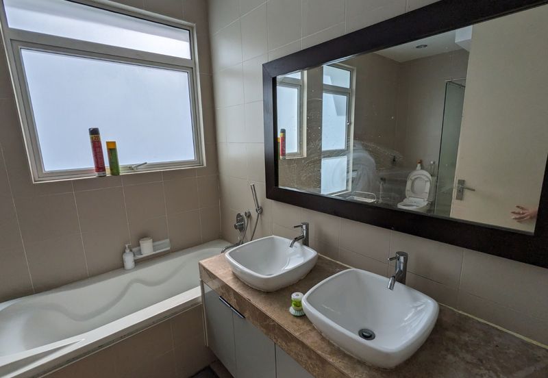 Amaya Saujana, Saujana Subang