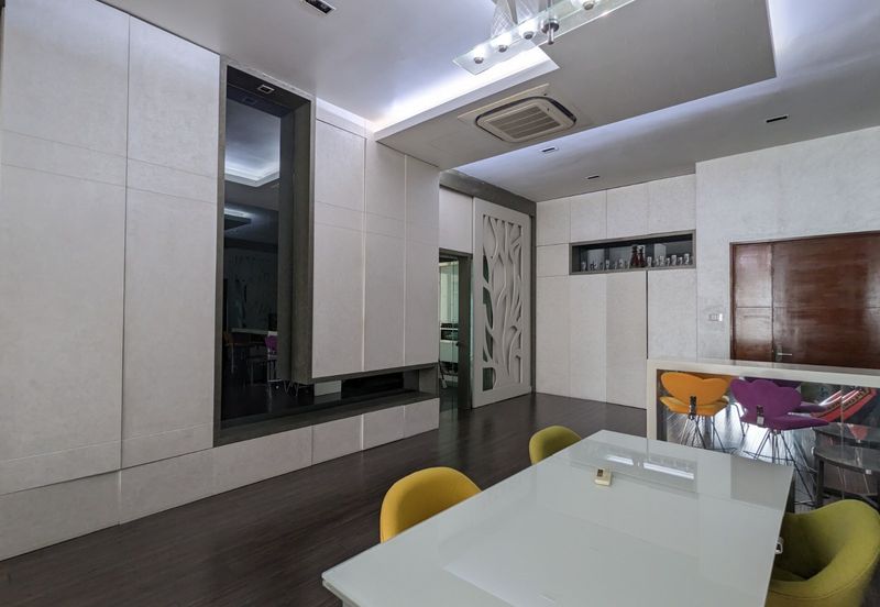 Amaya Saujana, Saujana Subang