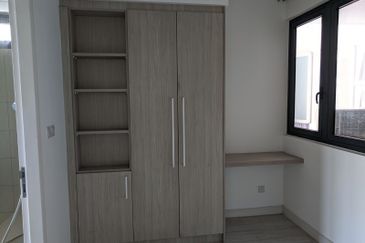 AraGreens Residences