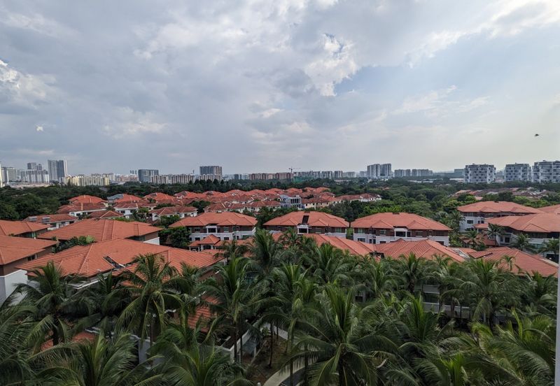 Ara Hill Condominium