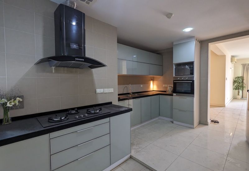 Ara Hill Condominium