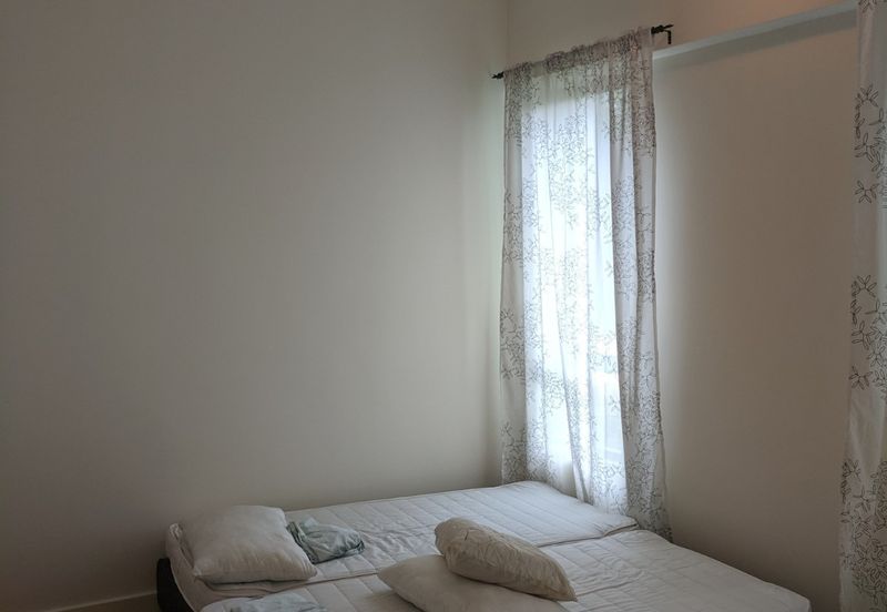 Ara Hill Condominium