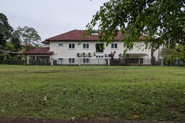 Lakeview Resort Saujana