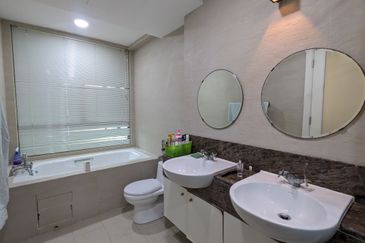 Ara Hill Condominium