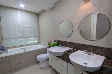 Ara Hill Condominium