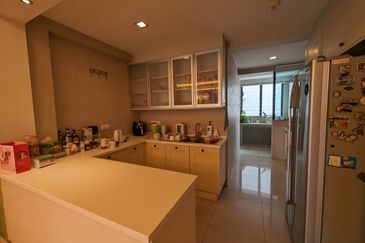 Ara Hill Condominium