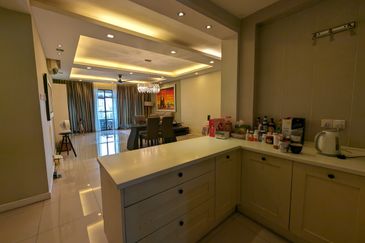 Ara Hill Condominium