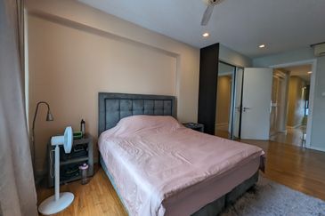 Ara Hill Condominium