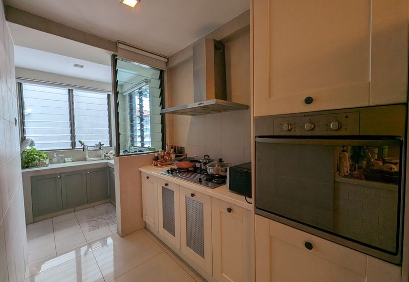 Ara Hill Condominium