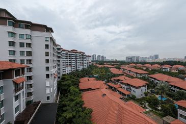 Ara Hill Condominium