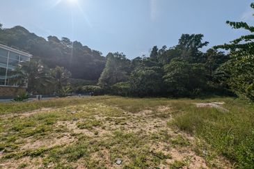 Kenyalang Hills Bungalow Land in Serene Neighbourhood with Forest Reserve at the back